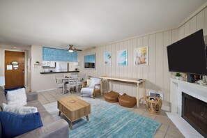 TV, fireplace, table football, ping pong - One Bedroom Breathtaking Whitewater Ocean Views, From the Balcony No Stairs! (Oceanside)