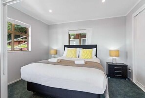 1 bedroom, iron/ironing board, free WiFi