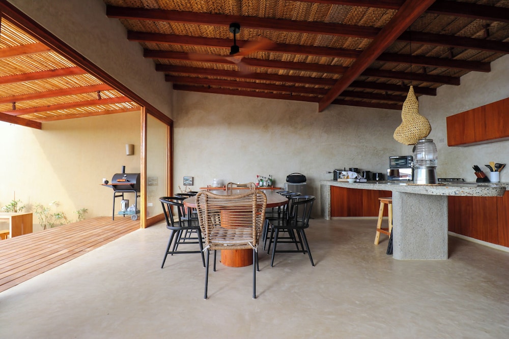 Kahu Beach House by null