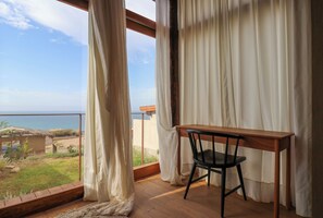 Luxury House, Beach View | Balcony