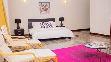 Comfort Apartment, Balcony, City View | 3 bedrooms, blackout drapes, soundproofing, iron/ironing board