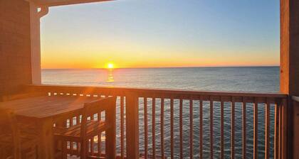 Oceanfront Views at "Loggerhead Landing"