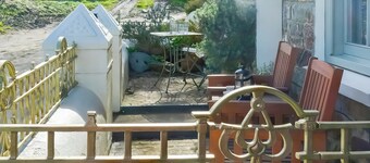 3 bedroom accommodation in Brynhenllan, Dinas Cross, Pembrokeshire