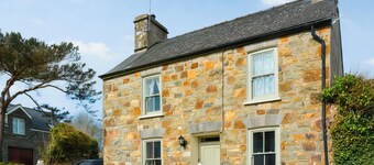 3 bedroom accommodation in Brynhenllan, Dinas Cross, Pembrokeshire