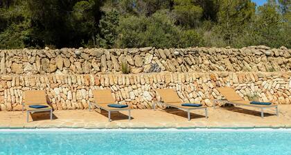 Maison confortable Ă Sant Antoni de.