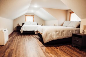 4 多间卧室、熨斗/熨衣板、免费 WiFi、床单