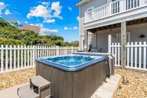 Bain à remous extérieur