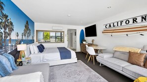 1 bedroom, iron/ironing board, bed sheets - Bay View Motel - California Beach (Lorne)