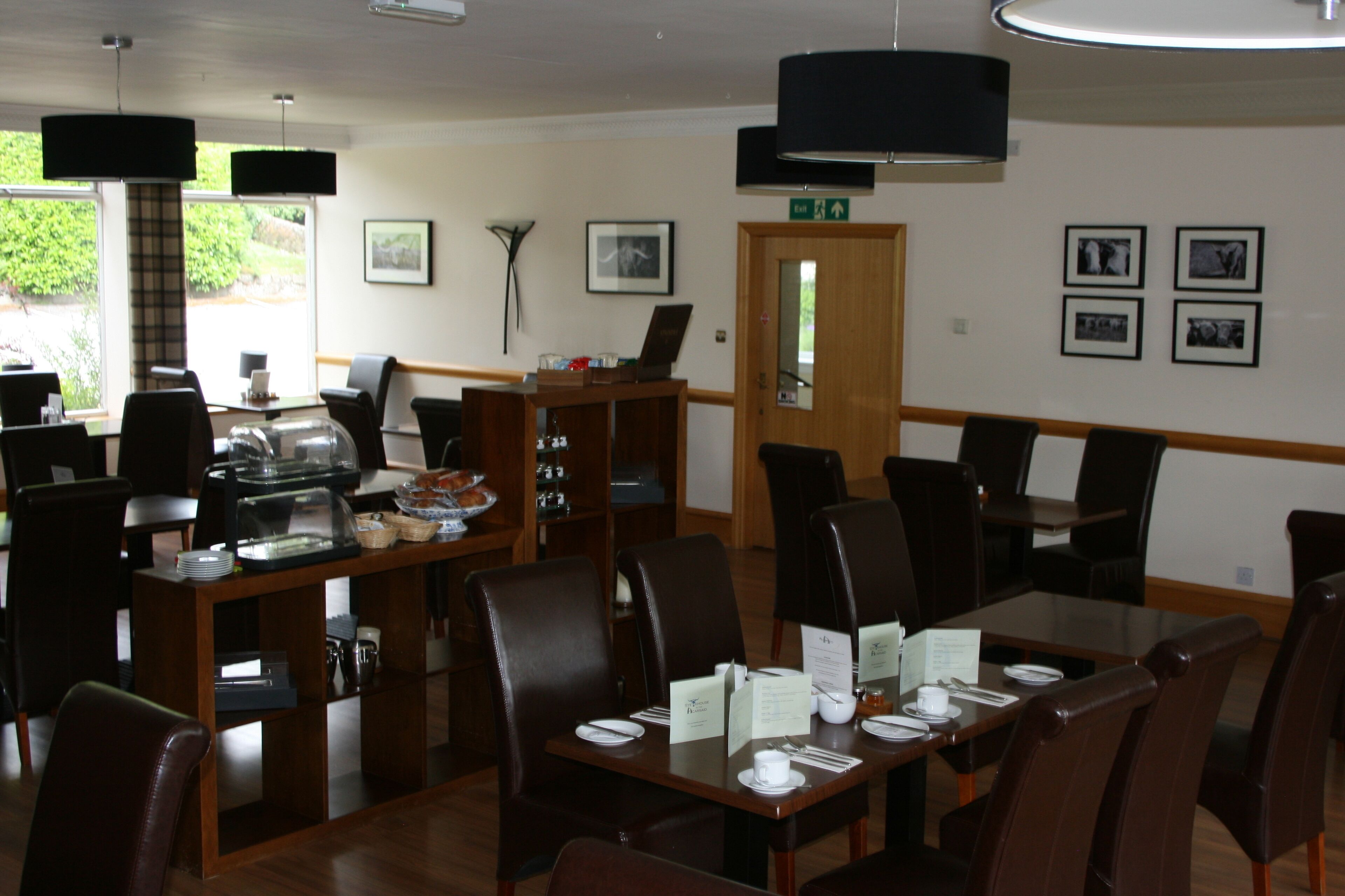 Free daily cooked-to-order breakfast