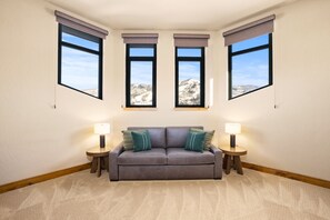 TV, fireplace - NEW! Penthouse 705 - 5 Bedroom/4 1/2 Bathroom - Steamboat Grand (Steamboat Springs)