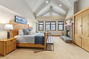 5 makuuhuonetta, Wi-Fi, vuodevaatteet