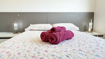 1 quarto, ferros/tábuas de passar roupa, acesso à internet