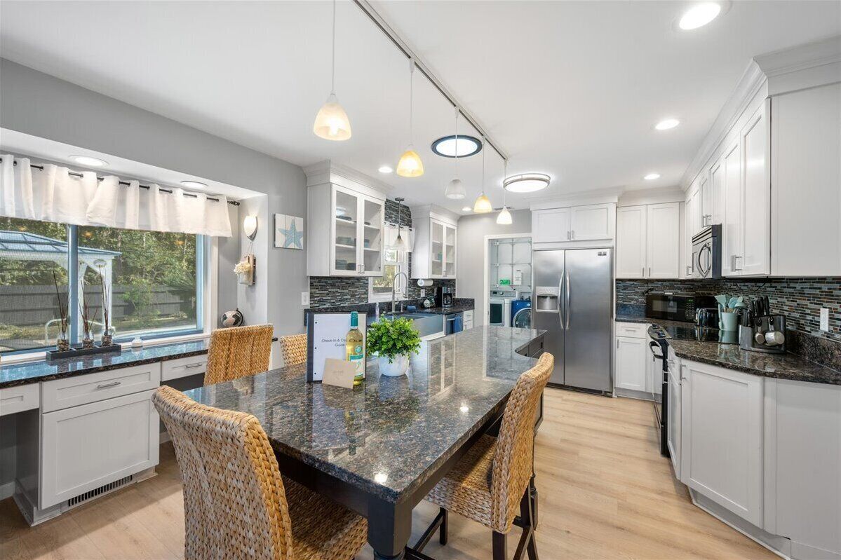 ميكروويف، فرن، موقد طهي مسطح، غسالة أطباق