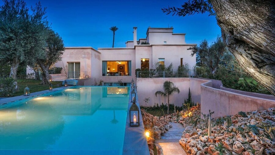 Palais Rim Marrakech – Grande Villa de Vacances avec Piscine et Jardin