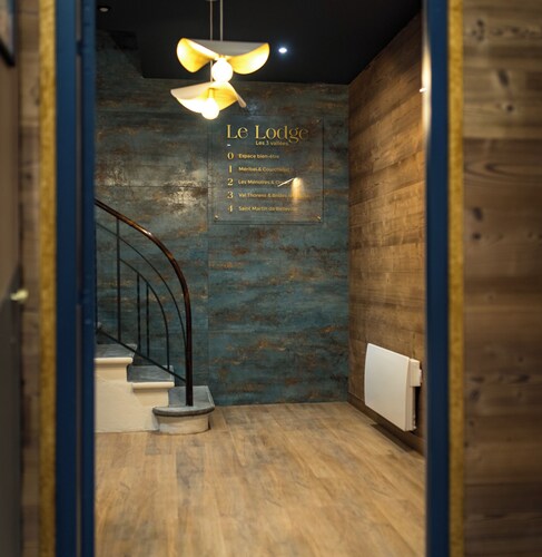 ☆☆☆ Legendary ski & cycling – 4 to 6 guest getaway