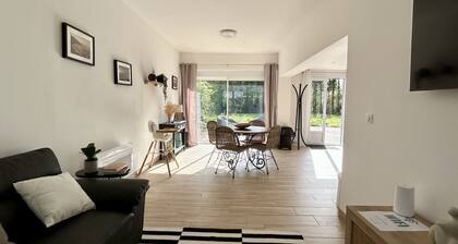 Ilha Grande, country house with garden for 4 people