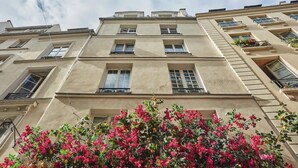 Exterior - Beautiful Apartment in the Latin Quarter, 5th Arrondissement (Paris)