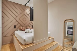 1 bedroom, iron/ironing board, WiFi, bed sheets - Beautiful Apartment in the Latin Quarter, 5th Arrondissement (Paris)