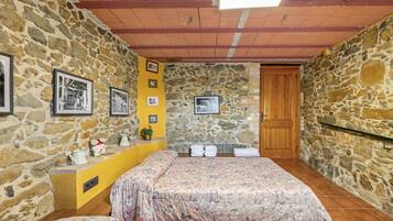 3 chambres, Wi-Fi gratuit, draps fournis