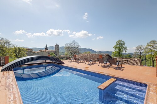Country House 'Cal Nan' with Mountain View, Shared Pool and Wi-Fi