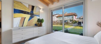 Holiday Apartment "Little Mier Iseo" with Mountain View, Private Garden & Wi-Fi