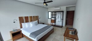 Coffres-forts dans les chambres, bureau, Wi-Fi gratuit, draps fournis