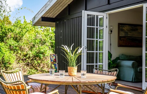 3 bedroom nice home in Dronningmølle