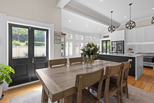 Luxury Villa on Napier Hill