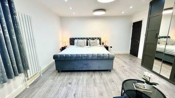 6 soverom, strykejern/-brett, wi-fi og sengetøy