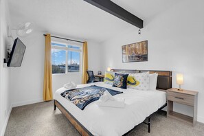 6 soverom, strykejern/-brett, wi-fi og sengetøy