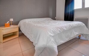 1 makuuhuone, ilmainen Wi-Fi, vuodevaatteet