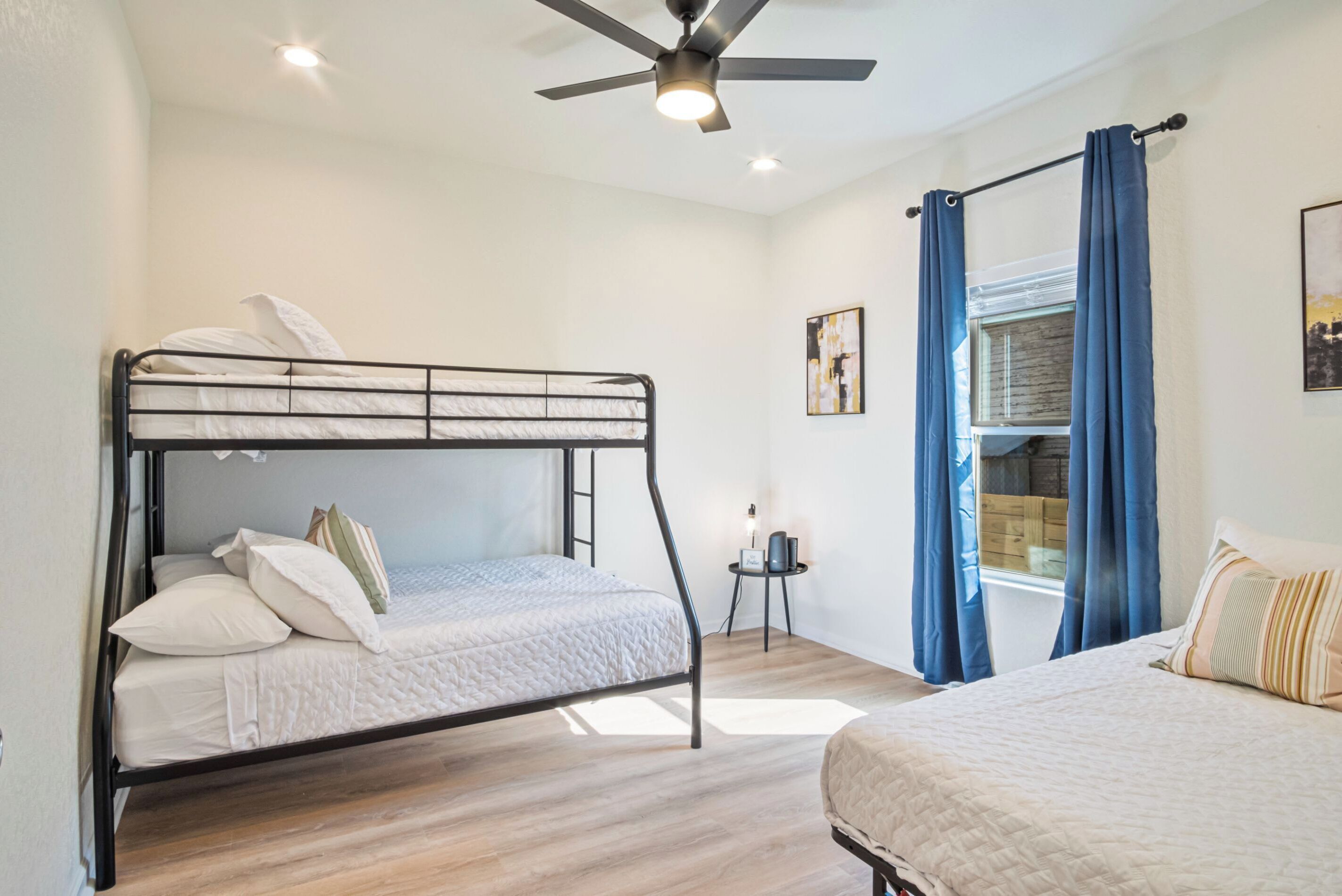 單棟房屋 (4 Bedrooms) | 4 間睡房、熨斗/熨衫板、床單