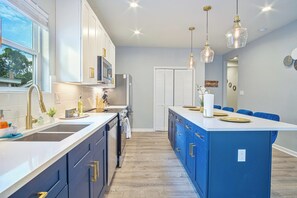 House (4 Bedrooms) | Private kitchen