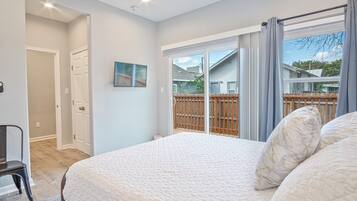 House (4 Bedrooms) | 4 bedrooms, laptop workspace, iron/ironing board, bed sheets