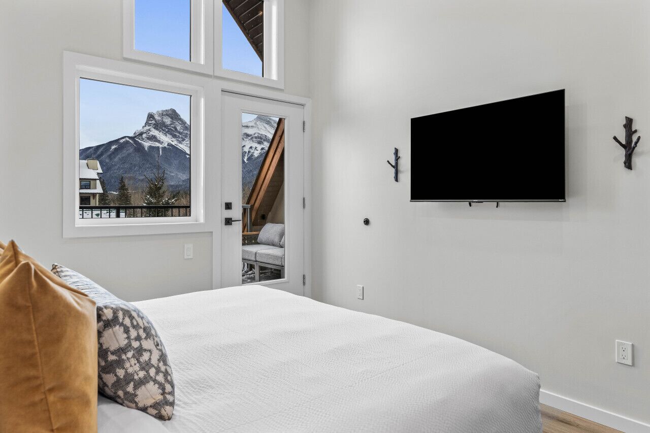 3 bedrooms, iron/ironing board, WiFi