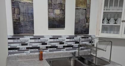 Cozy 2-Bedroom Home in St-Boniface – 5 Min Walk to Food, Fuel & More