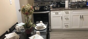 Cozy two-bedroom retreat in the heart of St. Boniface, 