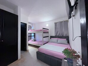 Basic Quadruple Room | Free WiFi, bed sheets