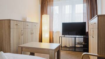 1 quarto, ferros/tábuas de passar roupa, Wi-Fi, roupa de cama