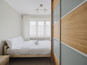 1 bedroom, iron/ironing board, WiFi, bed sheets