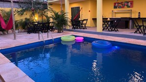 Ảnh chưa phân loại, 5 trong số 23 ảnh, nút