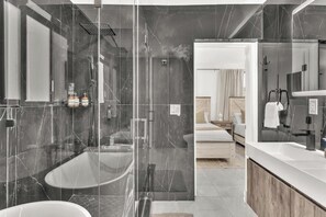 Douche, articles de toilette écologiques, sÚche-cheveux