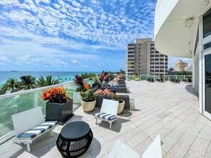 Terrace/patio - 2BR W Residence 22nd Floor,  Amazing Ocean, Intercostal, and City Views (Fort Lauderdale)
