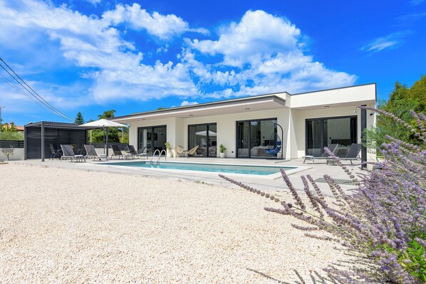 Pool - Villa Lamia (Istria - Burići) (Burići)