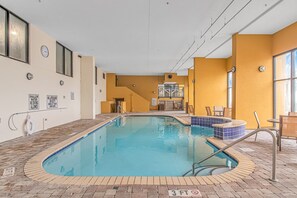 Una piscina techada