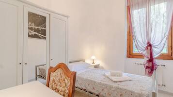 2 Schlafzimmer, Bügeleisen/Bügelbrett, Internetzugang, Bettwäsche