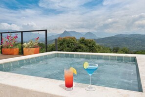 Outdoor spa tub - Fina Estampa Country Hotel - Mayores de 10 años  (Támesis)