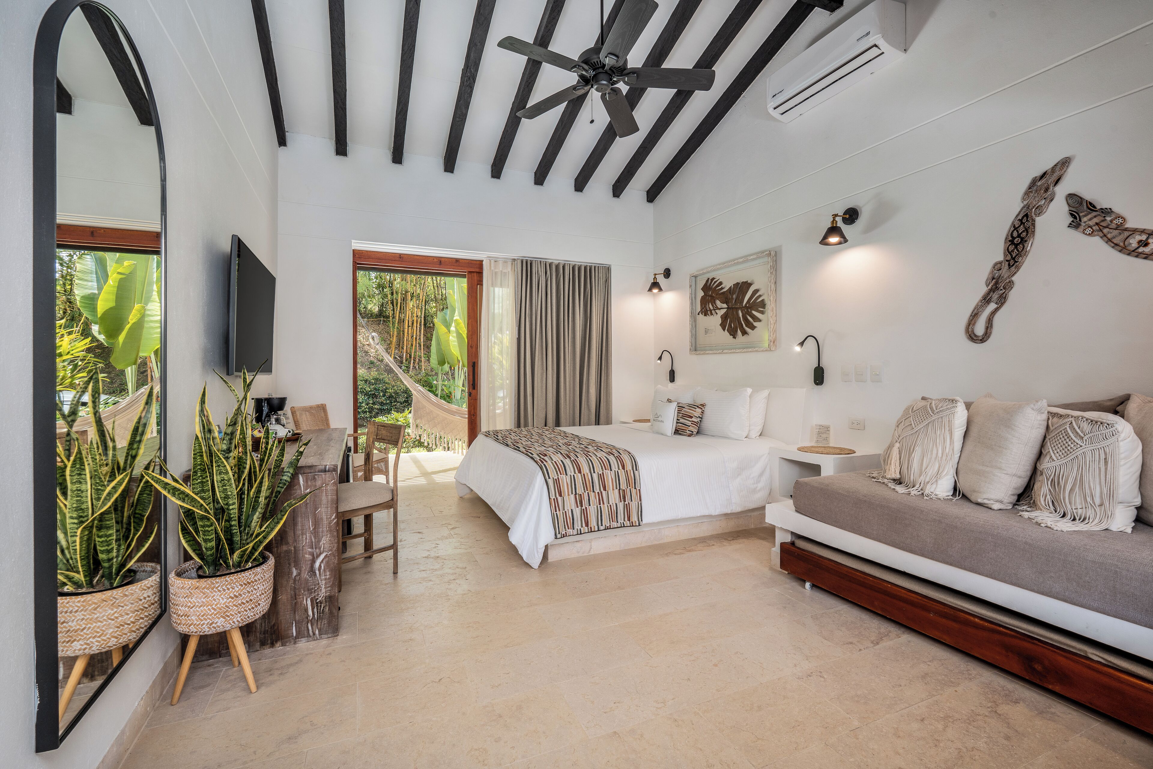 Deluxe Quadruple Room