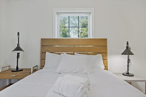 4 bedrooms, Internet, bed sheets - Cheerful | 4 bedroom | Luxury | Center | Sunny (Falls Church)