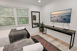 3 chambres, accès à Internet, literie fournie
